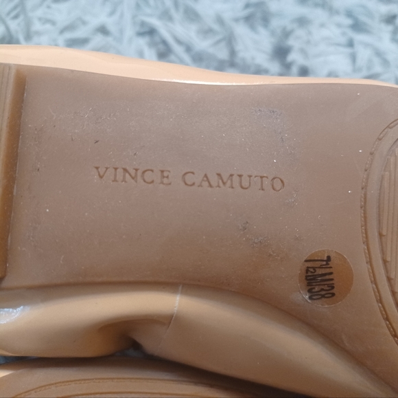 Excellent Condition Vince Camuto Ronjilta Tan Flats Womens Size 7.5 Square Toe - Picture 7 of 8
